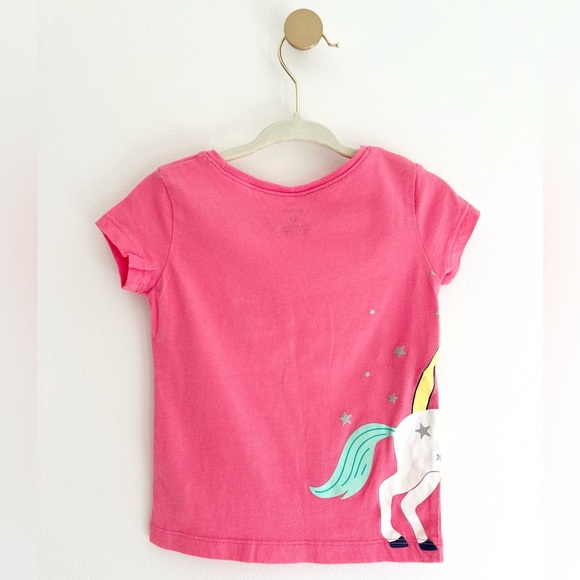 💫$5/ADD ON💫 Carter's Pink Unicorn Rainbow Graphic Tee w/ Glitter Stars, Girls 2T - Picture 2 of 3